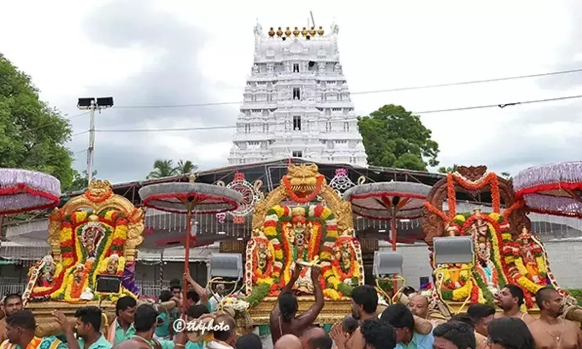 Andhra: टीटीडी 2 जून को ऑनलाइन ई-नीलामी आयोजित करेगा Andhra: टीटीडी 2 जून को ऑनलाइन ई-नीलामी आयोजित करेगा