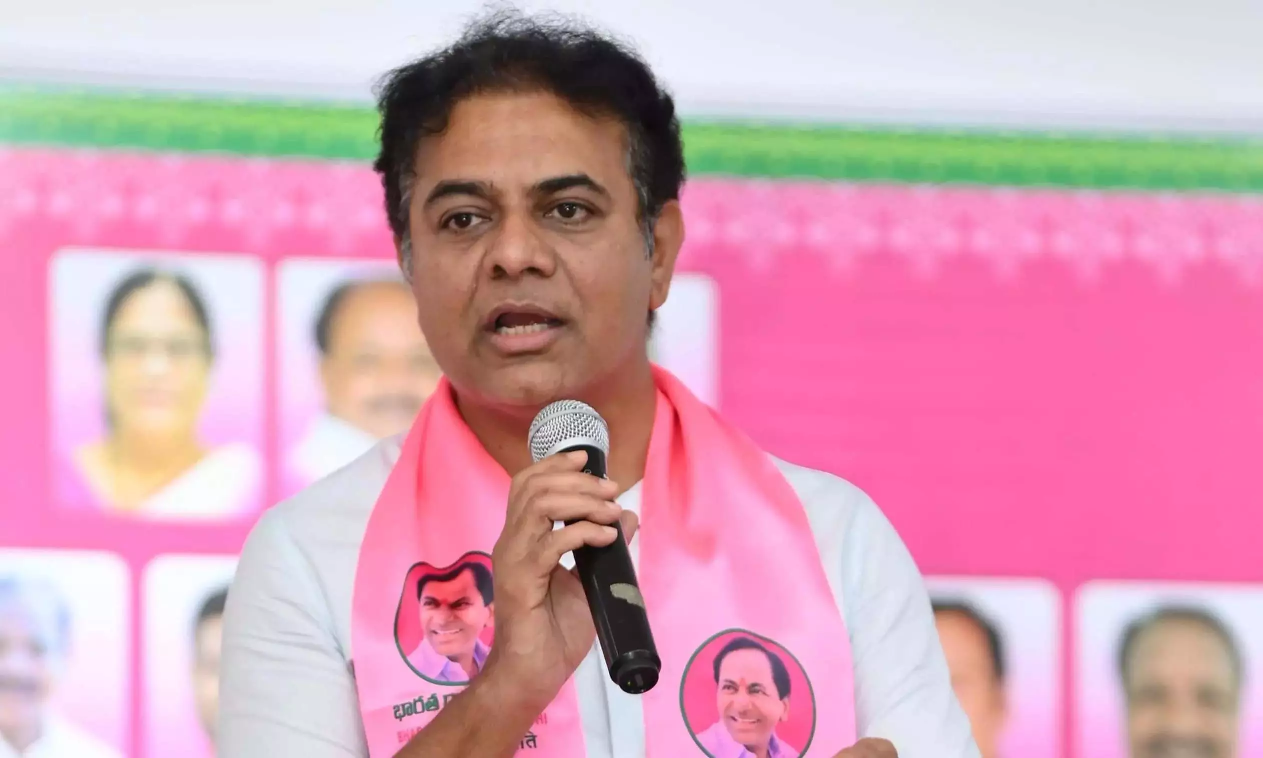 KCR को नोटिस भेजना कांग्रेस सरकार की ध्यान भटकाने की रणनीति: KTR KCR को नोटिस भेजना कांग्रेस सरकार की ध्यान भटकाने की रणनीति: KTR