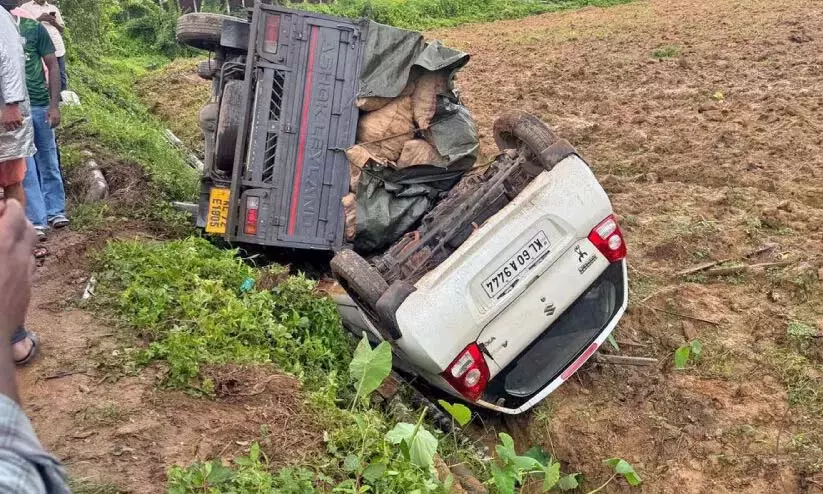 Kerala : इस क्षेत्र में यातायात की मात्रा को ख़तरा माना जाता Kerala : इस क्षेत्र में यातायात की मात्रा को ख़तरा माना जाता