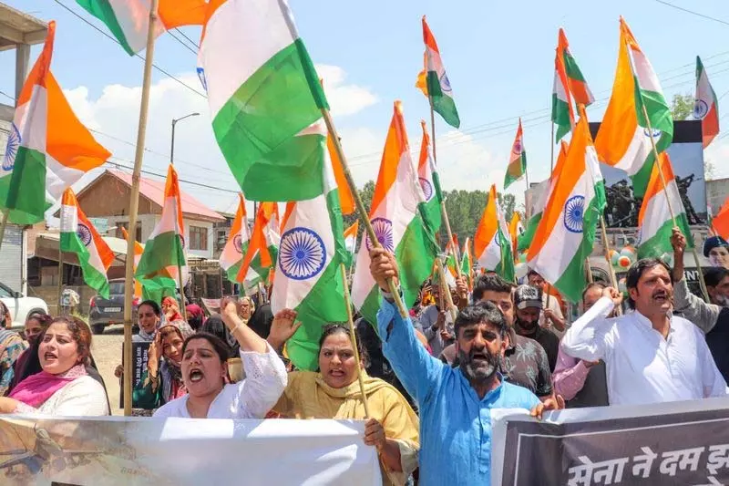 जम्मू-कश्मीर को अवैध प्रवासियों को वापस भेजने के केंद्र के प्रयासों का समर्थन करना चाहिए: BJP जम्मू-कश्मीर को अवैध प्रवासियों को वापस भेजने के केंद्र के प्रयासों का समर्थन करना चाहिए: BJP