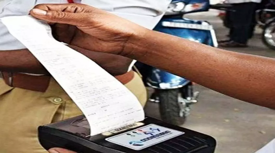 Bareilly: स्पीड लिमिट बोर्ड की कमी से बढ़े चालान के मामले Bareilly: स्पीड लिमिट बोर्ड की कमी से बढ़े चालान के मामले