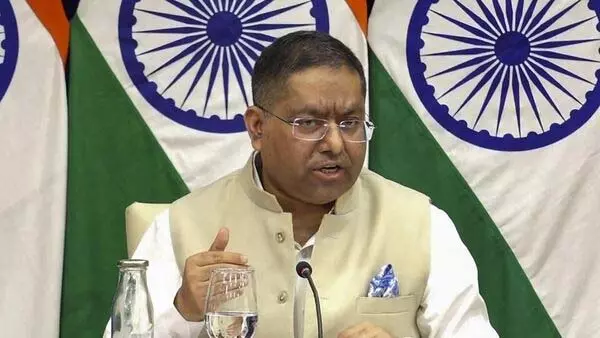 भारत ने तुर्की द्वारा पाकिस्तान को दिए गए समर्थन पर प्रतिक्रिया व्यक्त करते हुए कहा कि संबंध संवेदनशीलता के आधार पर बनते हैं। भारत ने तुर्की द्वारा पाकिस्तान को दिए गए समर्थन पर प्रतिक्रिया व्यक्त करते हुए कहा कि संबंध संवेदनशीलता के आधार पर बनते हैं।
