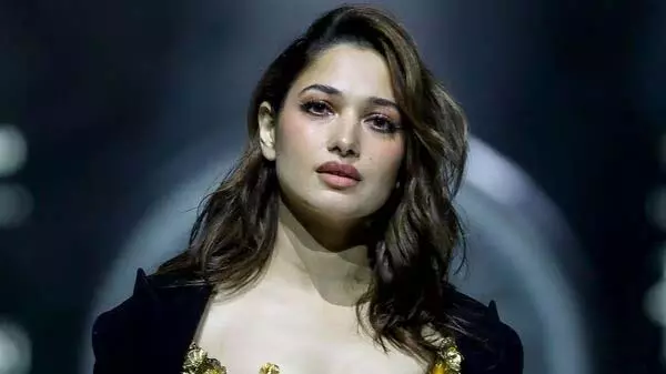 Tamannaah Bhatia ने मैसूर सैंडल सोप के साथ 6.2 करोड़ रुपये का करार किया, कर्नाटक के मंत्री ने गैर-कन्नड़ अभिनेत्री को लेकर आलोचना पर प्रतिक्रिया दी Tamannaah Bhatia ने मैसूर सैंडल सोप के साथ 6.2 करोड़ रुपये का करार किया, कर्नाटक के मंत्री ने गैर-कन्नड़ अभिनेत्री को लेकर आलोचना पर प्रतिक्रिया दी