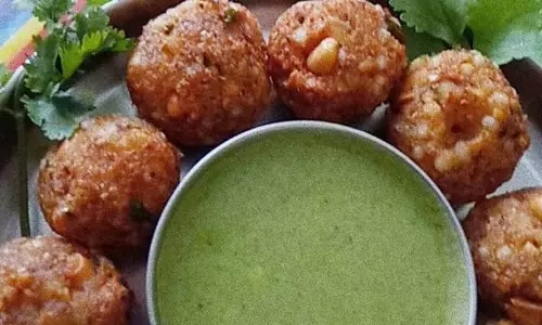 Sabudana Balls: बेहद आसानी से तैयार हो सकती है ये टेस्टी डिश