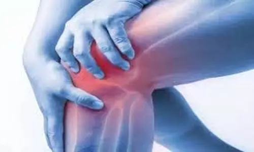 Health:कैसे पहचानें कि हड्डियां कमजोर हो रही हैं, हड्डियों से आने वाली आवाज का क्या मतलब है