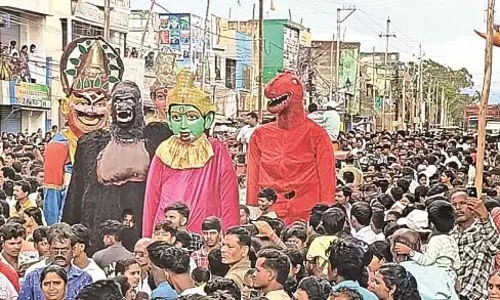 Odisha : लोगों द्वारा पूजित देवी अग्नि गंगम्मा का वार्षिक उत्सव बुधवार को समाप्त हुआ Odisha : लोगों द्वारा पूजित देवी अग्नि गंगम्मा का वार्षिक उत्सव बुधवार को समाप्त हुआ