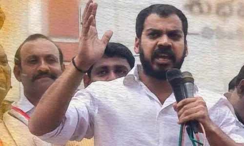 Nellore की राजनीति गरमा गई, यादव ने सांसद वेमिरेड्डी का बचाव किया
