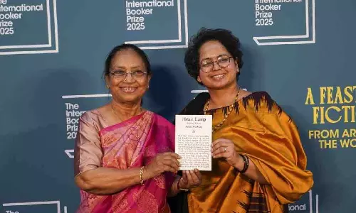 Prized Light:  बानू मुश्ताक, दीपा भस्थी द्वारा अंतर्राष्ट्रीय बुकर पुरस्कार जीतने पर संपादकीय