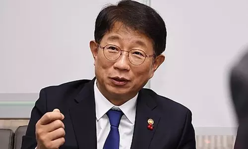 संयुक्त अरब अमीरात की हाई-स्पीड रेलवे बोली में South Korea को चीन पर प्रतिस्पर्धात्मक बढ़त हासिल है