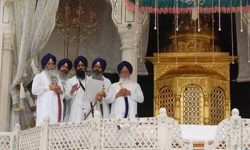 Patna Sahi के पंज प्यारों ने अकाल तख्त, दमदमा साहिब के जत्थेदारों को तनखैया घोषित किया