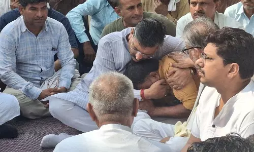 Haryana :  दोहरा हत्याकांड मंत्री ने किशोर लड़कों के परिजनों से मुलाकात की