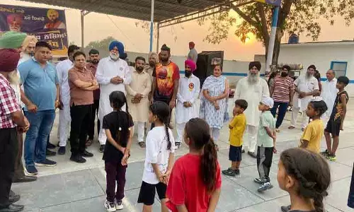 मात्र 65 घरों वाले Dabulian village ने युवाओं को नशे से दूर रखने के लिए बास्केटबॉल को अपनाया मात्र 65 घरों वाले Dabulian village ने युवाओं को नशे से दूर रखने के लिए बास्केटबॉल को अपनाया