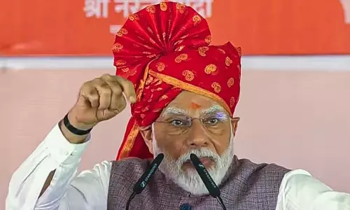 देश के दुश्मनों को पता है कि जब सिंदूर बारूद बन जाता है तो क्या होता है: PM Modi देश के दुश्मनों को पता है कि जब सिंदूर बारूद बन जाता है तो क्या होता है: PM Modi