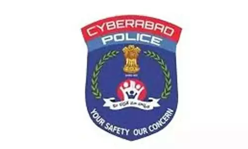 Cyberabad पुलिस ने परीक्षा केंद्रों के पास लोगों के एकत्र होने पर रोक लगाई Cyberabad पुलिस ने परीक्षा केंद्रों के पास लोगों के एकत्र होने पर रोक लगाई