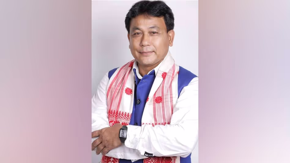 तिनसुकिया इकाई MLA सुरेन फुकन के खिलाफ कार्रवाई की मांग कर रही
