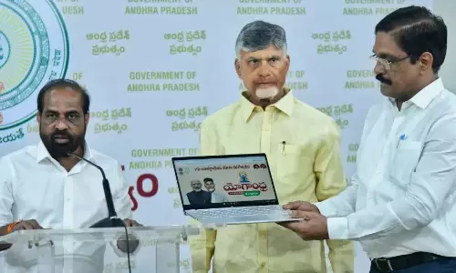 स्वास्थ्य को बढ़ावा देने के लिए महीने भर चलने वाले योग Andhra महोत्सव की शुरुआत की