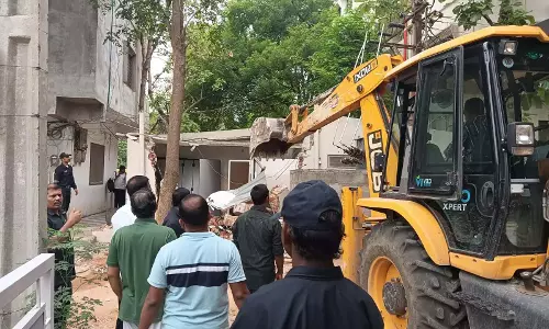 HYDRAA ने पीरजादिगुडा में अतिक्रमण हटाया