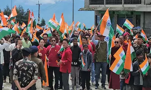भारतीय सशस्त्र बलों के सम्मान में देशभक्ति के जोश में तवांग एकजुट हुआ