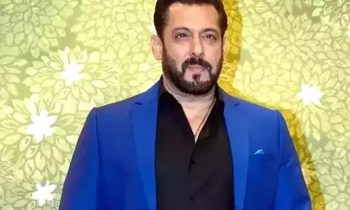 मुंबई पुलिस ने Salman Khan के मुंबई स्थित आवास में घुसने की कोशिश करने वाले एक पुरुष और महिला को गिरफ्तार किया