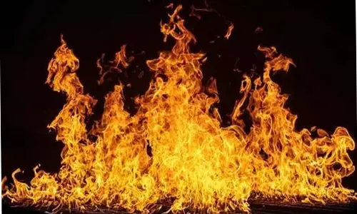 MGBS मेट्रो स्टेशन पर आग लगने से हड़कंप