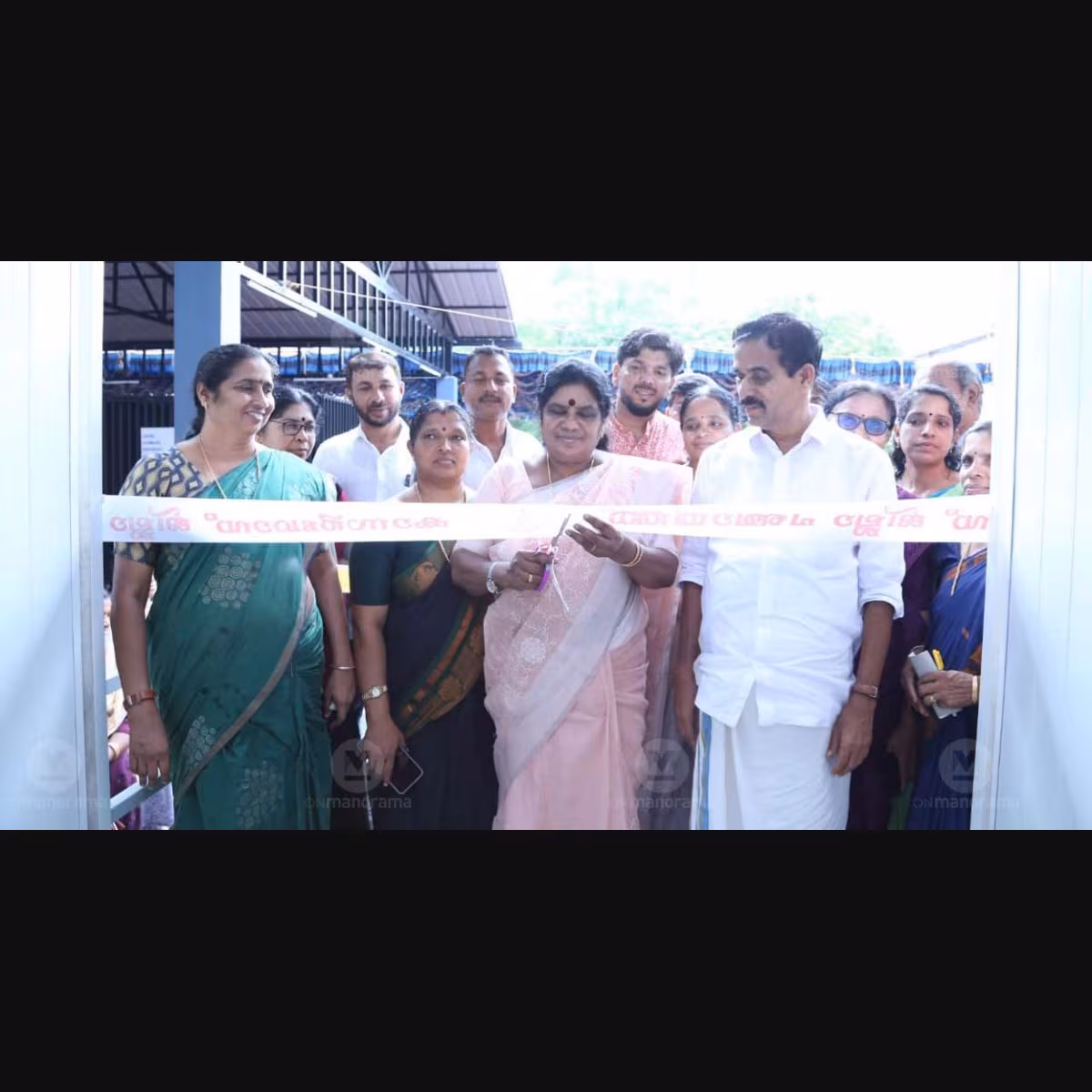 Kasargod में कुत्तों के काटने के मामलों में वृद्धि के कारण नसबंदी केंद्र को फिर से चालू करना पड़ा Kasargod में कुत्तों के काटने के मामलों में वृद्धि के कारण नसबंदी केंद्र को फिर से चालू करना पड़ा