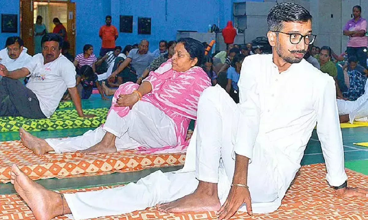 Andhra: योग दैनिक जीवन का हिस्सा होना चाहिए