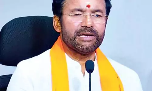 Telangana : आधुनिक बेगमपेट, करीमनगर, वारंगल स्टेशन