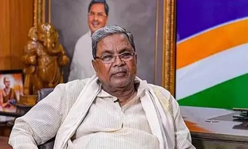 मुख्यमंत्री सिद्धारमैया ने कहा कि ईडी की छापेमारी केंद्र की बदले की भावना से की गई कार्रवाई मुख्यमंत्री सिद्धारमैया ने कहा कि ईडी की छापेमारी केंद्र की बदले की भावना से की गई कार्रवाई