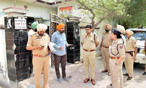 Ludhiana ग्रामीण पुलिस ने 3 महीने में 35 तस्करों की 30 करोड़ रुपये की संपत्ति जब्त की Ludhiana ग्रामीण पुलिस ने 3 महीने में 35 तस्करों की 30 करोड़ रुपये की संपत्ति जब्त की