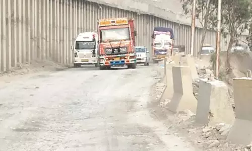 रामबन में NH 44 पर सड़क की खराब स्थिति से यात्री परेशान