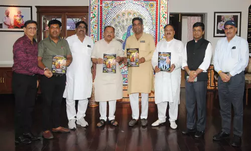 Jaipur: विधानसभा अध्‍यक्ष को जैन रामायण कथा का दिया निमंत्रण