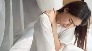 Health Tips: अगर आपके कंधे की नसें भी सोते समय सूज जाती हैं… तो जानिए इसका कारण और इसे ठीक करने के उपाय Health Tips: अगर आपके कंधे की नसें भी सोते समय सूज जाती हैं… तो जानिए इसका कारण और इसे ठीक करने के उपाय