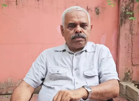 छत्तीसगढ़ के पूर्व DGP का दावा, सरकार की कार्रवाई से तय समय से पहले खत्म हो सकता है नक्सलवाद छत्तीसगढ़ के पूर्व DGP का दावा, सरकार की कार्रवाई से तय समय से पहले खत्म हो सकता है नक्सलवाद