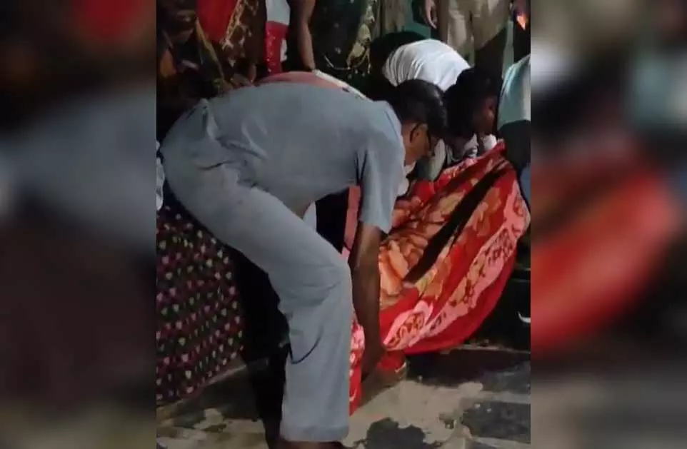 नाबालिग की संदिग्ध मौत, परिजनों ने सनसनीखेज आरोप लगाया नाबालिग की संदिग्ध मौत, परिजनों ने सनसनीखेज आरोप लगाया