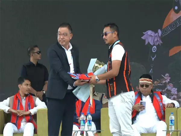 Manipur विधानसभा अध्यक्ष सत्यब्रत सिंह ने उखरुल में 5वें राज्य स्तरीय शिरुई लिली महोत्सव में भाग लिया Manipur विधानसभा अध्यक्ष सत्यब्रत सिंह ने उखरुल में 5वें राज्य स्तरीय शिरुई लिली महोत्सव में भाग लिया
