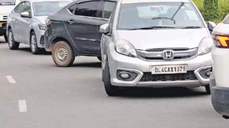 Delhi: अतिक्रमण अभियान में 11 हजार चालान, 302 वाहन जब्त Delhi: अतिक्रमण अभियान में 11 हजार चालान, 302 वाहन जब्त