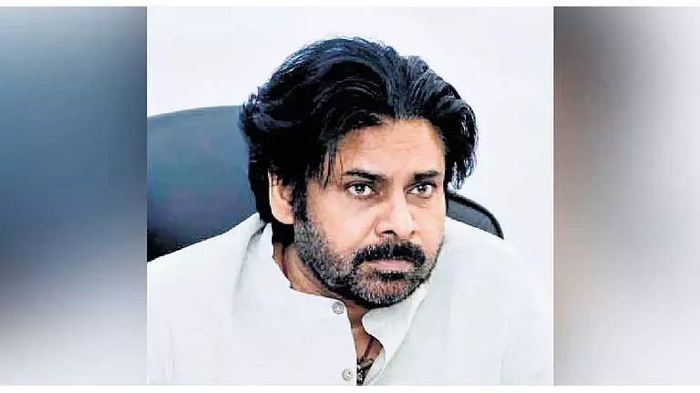 Pawan Kalyan ने रविवालासा विकास के लिए 15 करोड़ रुपये मंजूर किए Pawan Kalyan ने रविवालासा विकास के लिए 15 करोड़ रुपये मंजूर किए