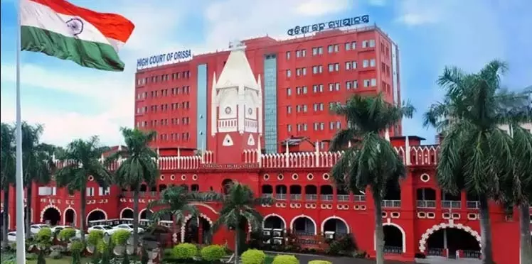 उड़ीसा हाईकोर्ट ने दो महीने की सफाई शर्त पर बैंक डिफॉल्टर को जमानत दी उड़ीसा हाईकोर्ट ने दो महीने की सफाई शर्त पर बैंक डिफॉल्टर को जमानत दी