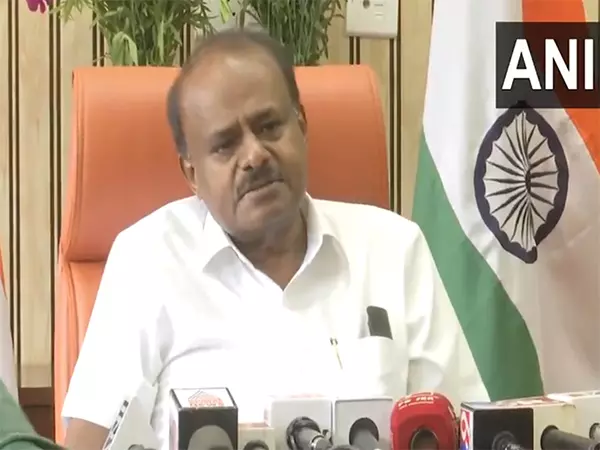 कांग्रेस के मित्रों के कारण ही इन समस्याओं का सामना करना पड़ रहा है: परमेश्वर के खिलाफ ED की छापेमारी पर केंद्रीय मंत्री कांग्रेस के मित्रों के कारण ही इन समस्याओं का सामना करना पड़ रहा है: परमेश्वर के खिलाफ ED की छापेमारी पर केंद्रीय मंत्री