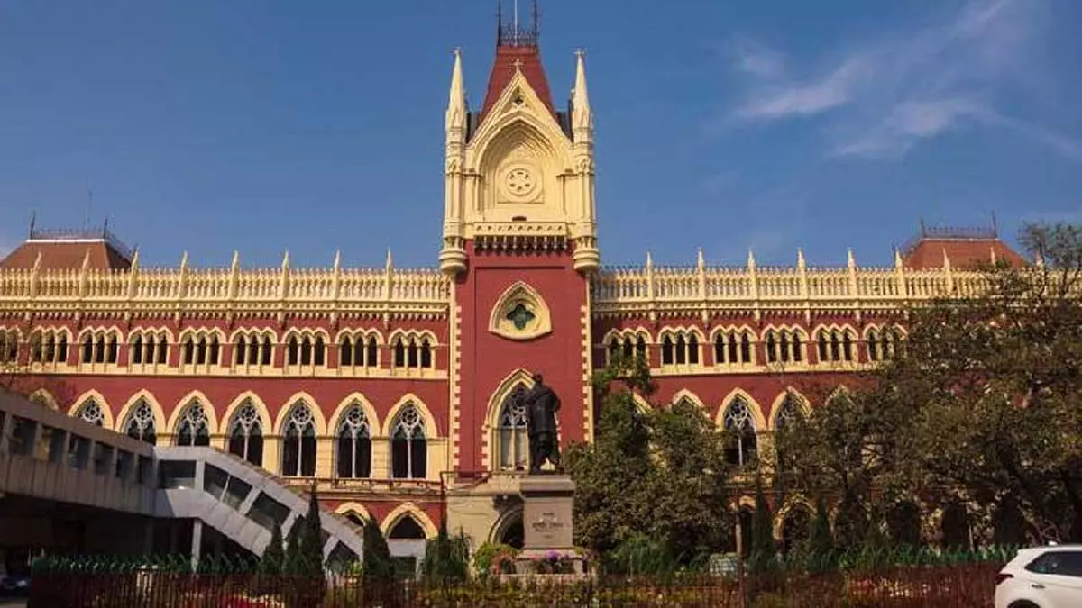 बंगाल परिवहन निकाय ने सेवानिवृत्त कर्मचारियों को पीएफ भुगतान में चूक की, Calcutta HC ने अवमानना नोटिस किया जारी बंगाल परिवहन निकाय ने सेवानिवृत्त कर्मचारियों को पीएफ भुगतान में चूक की, Calcutta HC ने अवमानना नोटिस किया जारी