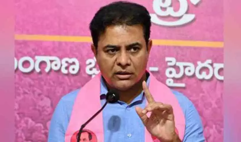 KTR ने बीआरएस कार्यकर्ताओं से कांग्रेस सरकार को बेनकाब करने का आह्वान किया KTR ने बीआरएस कार्यकर्ताओं से कांग्रेस सरकार को बेनकाब करने का आह्वान किया