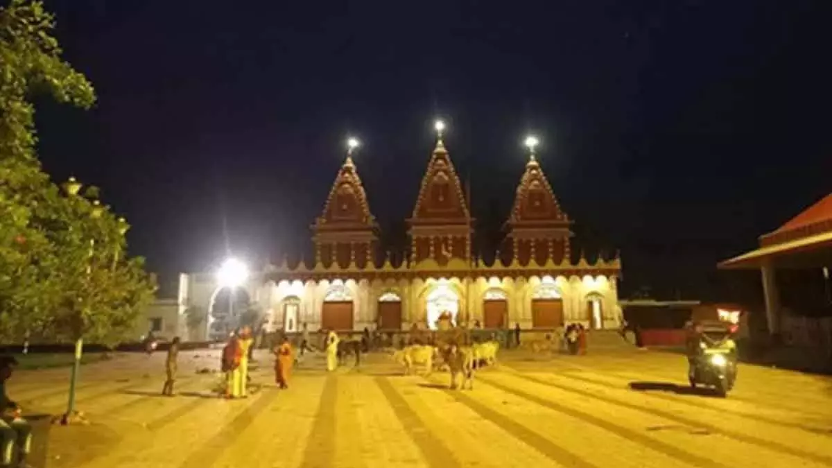 Kolkata के बाद सागर द्वीप के आसमान में ड्रोन जैसी वस्तुएं दिखीं Kolkata के बाद सागर द्वीप के आसमान में ड्रोन जैसी वस्तुएं दिखीं