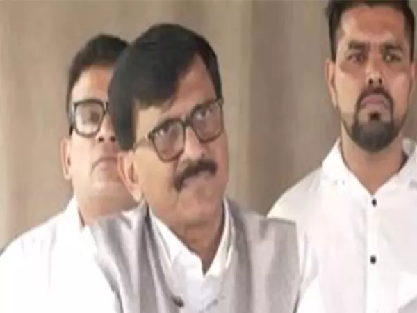 ईडी भाजपा, मोदी और अमित शाह का हथियार है: शिवसेना सांसद संजय राउत ईडी भाजपा, मोदी और अमित शाह का हथियार है: शिवसेना सांसद संजय राउत