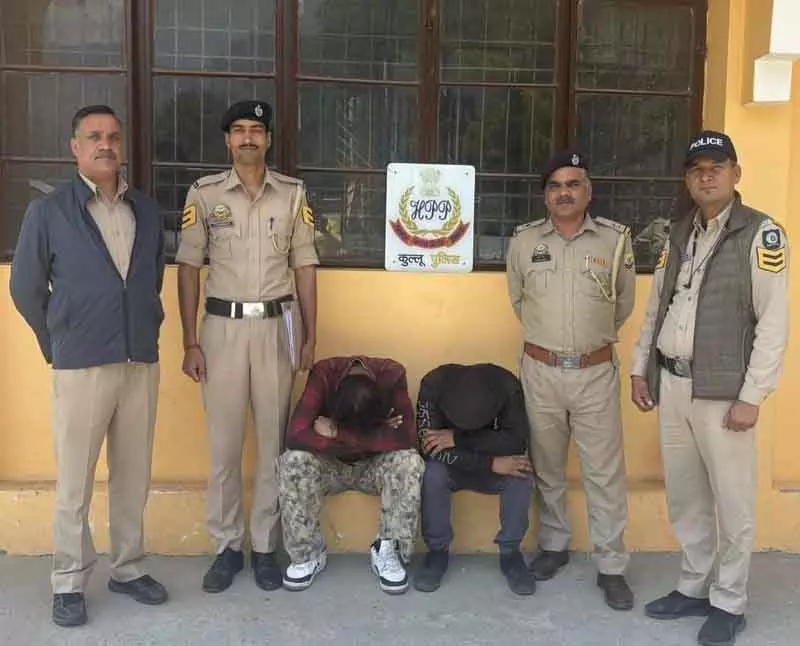 Ambala के दो व्यक्ति मनाली में हेरोइन के साथ गिरफ्तार Ambala के दो व्यक्ति मनाली में हेरोइन के साथ गिरफ्तार