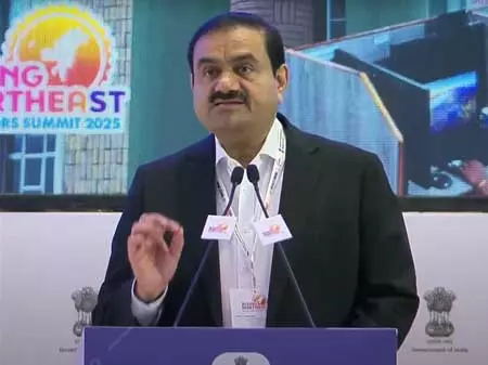 पूर्वोत्तर के आर्थिक विकास के लिए अदाणी ग्रुप 1 लाख करोड़ रुपए निवेश करेगा पूर्वोत्तर के आर्थिक विकास के लिए अदाणी ग्रुप 1 लाख करोड़ रुपए निवेश करेगा