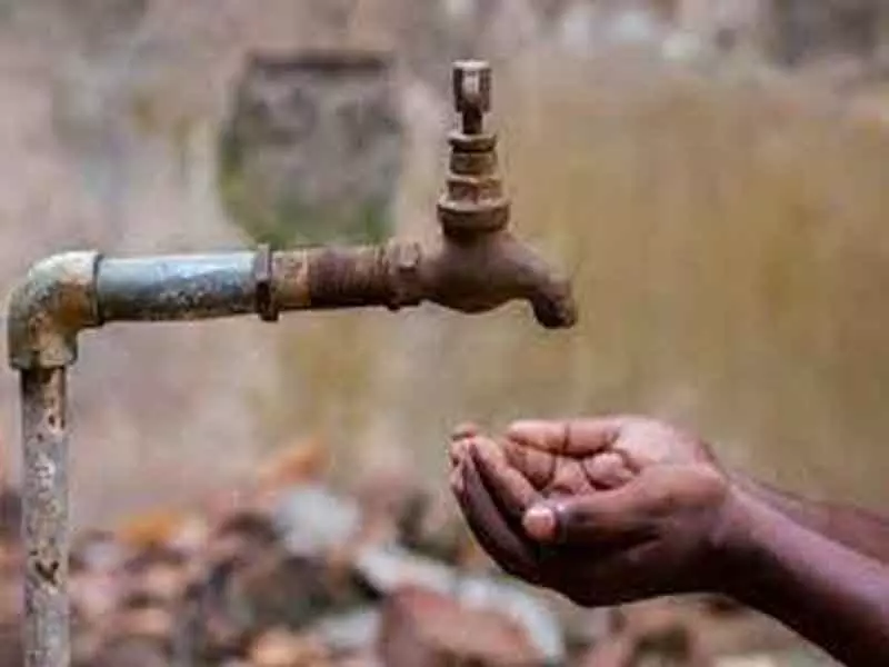 भीषण गर्मी में Mohali में बिजली और पानी की समस्या भीषण गर्मी में Mohali में बिजली और पानी की समस्या