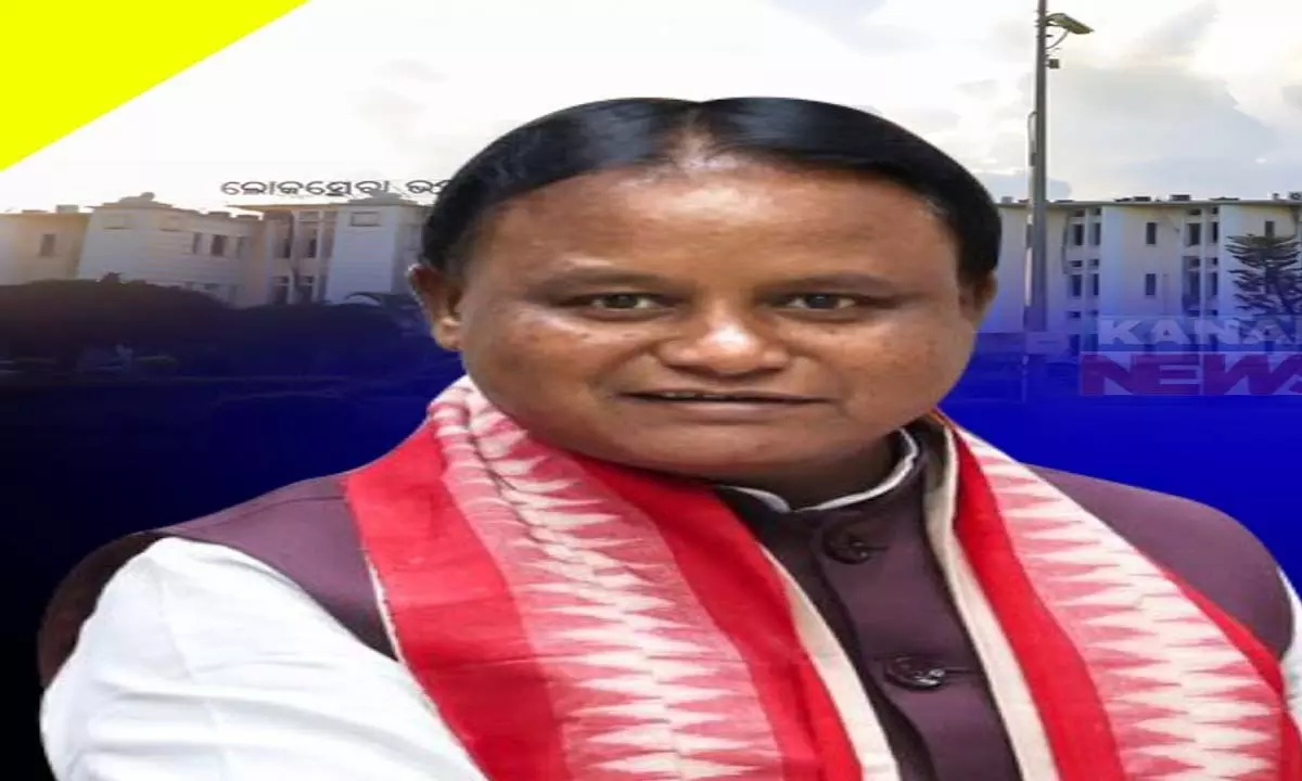 माझी ने लोक सेवा भवन में भुवनेश्वर-कटक ट्विन सिटी के लिए कार्य परियोजनाओं की समीक्षा की माझी ने लोक सेवा भवन में भुवनेश्वर-कटक ट्विन सिटी के लिए कार्य परियोजनाओं की समीक्षा की