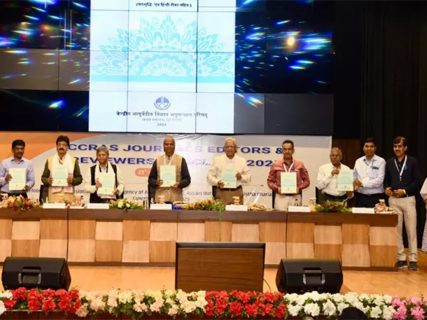 CCRAS जर्नल्स संपादकों और समीक्षकों का सम्मेलन 2025 गुवाहाटी में हुआ शुरू CCRAS जर्नल्स संपादकों और समीक्षकों का सम्मेलन 2025 गुवाहाटी में हुआ शुरू