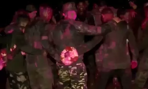 बसव राजू सहित 27 नक्सलियों को मार गिराए जाने के बाद डीआरजी जवानों ने जश्न मनाया, VIDEO हुआ वायरल