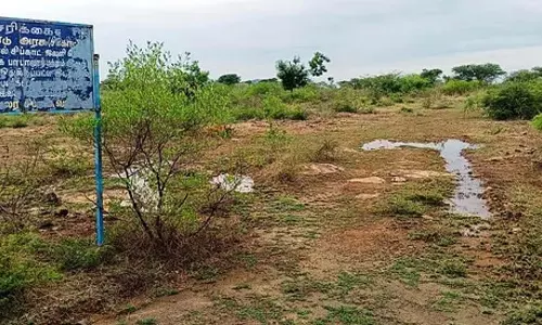 बदलापुर में SIPCOT औद्योगिक पार्क बनाने की योजना! किसानों ने किया विरोध, कहा- जमीन बर्बाद हो जाएगी बदलापुर में SIPCOT औद्योगिक पार्क बनाने की योजना! किसानों ने किया विरोध, कहा- जमीन बर्बाद हो जाएगी